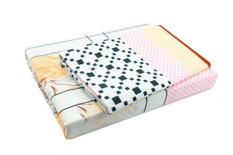 Bed Sheet Queen size Plaid & Flower Pattern With Pillow Covers - Balooworld