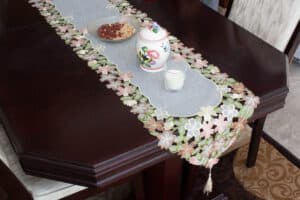 Table Runner Small Size Cut Work Embroidery On Tissue - Balooworld