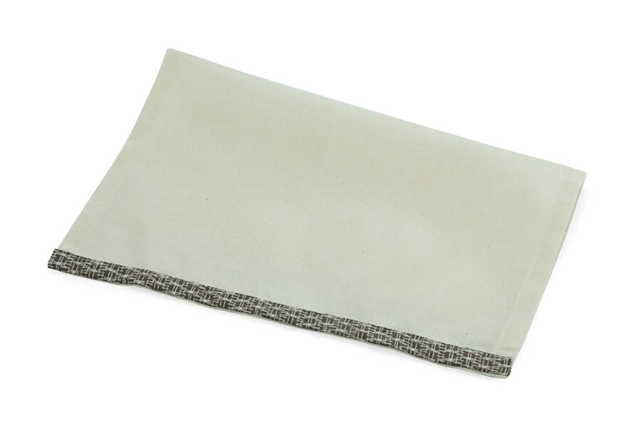 off white placemat with dark border - balooworld.ca