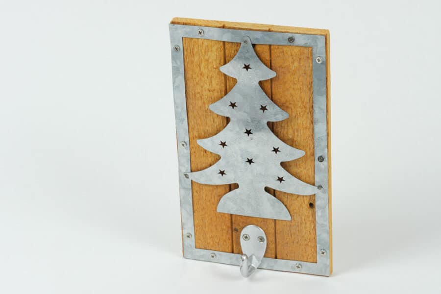 Christmas tree design on metal hook side balooworld-decoration