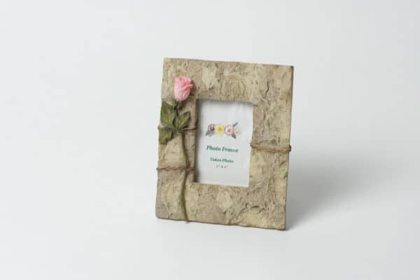 pink-rose-on-ceramic-frame-balooworld-decoration