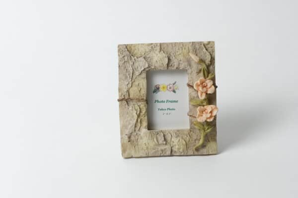 yellow-flower-on-ceramic-frame-balooworld-decoration