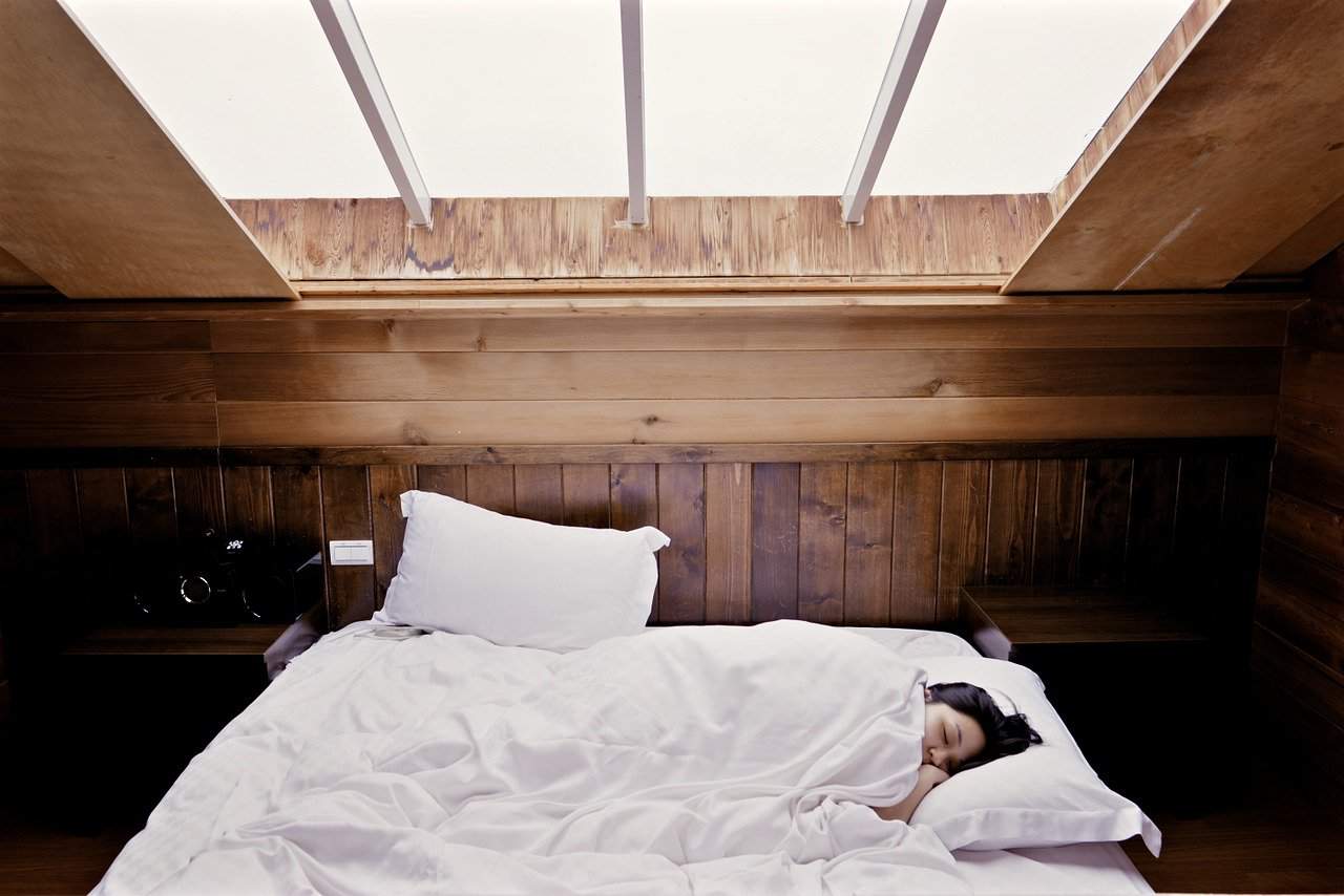balooworld - article - What You Need to Know About Buying a Comforter